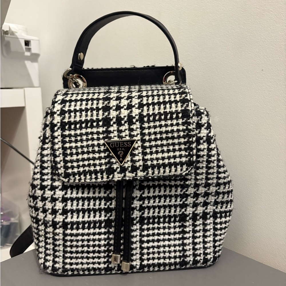 GUESS Monochrome Houndstooth Backpack - Picture 2 of 5
